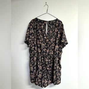 Shein - Floral shorts romper - 4X